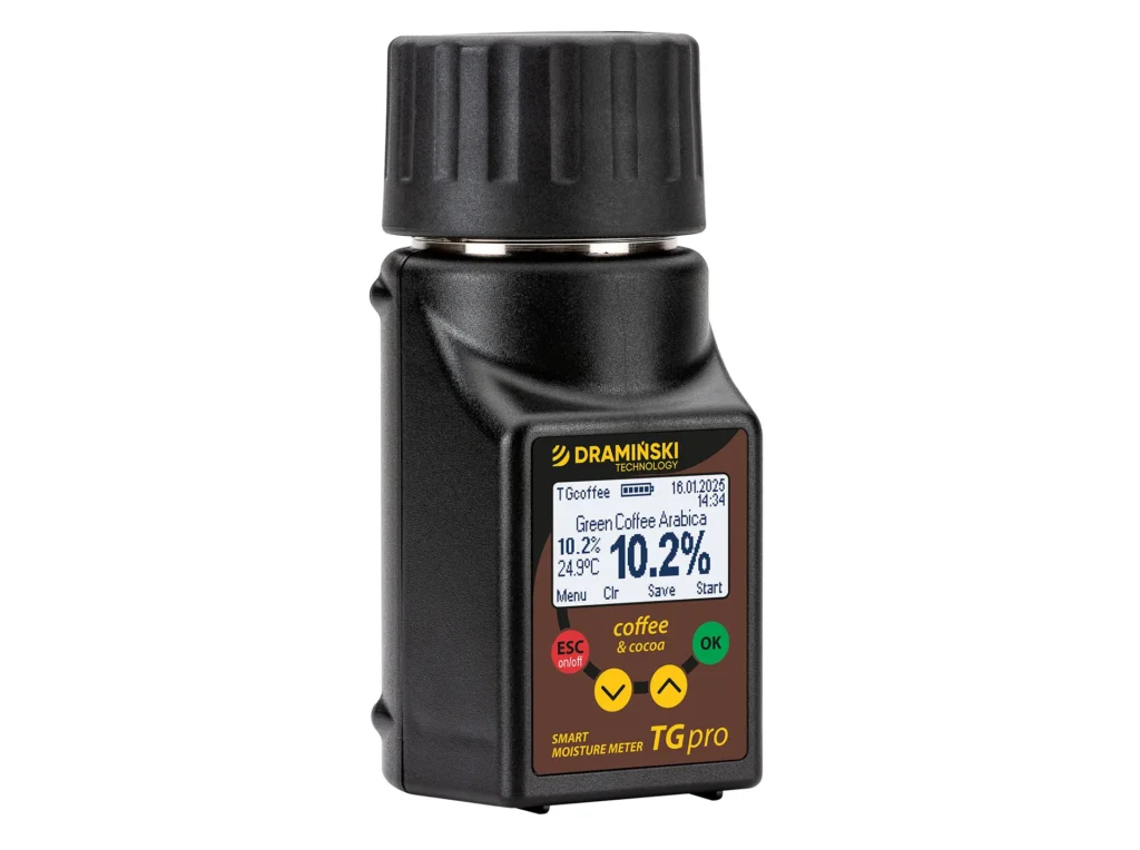 Contrôle de l’humidité du café vert Arabica avec humidimètre TG Pro Coffee